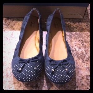 NIB Bass Lexi Fabric Studded Ballerina Flat 10M